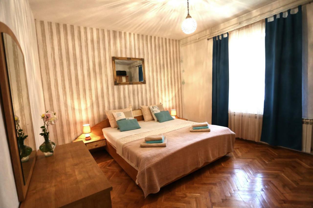 Apartments Rose Kaštela Eksteriør billede