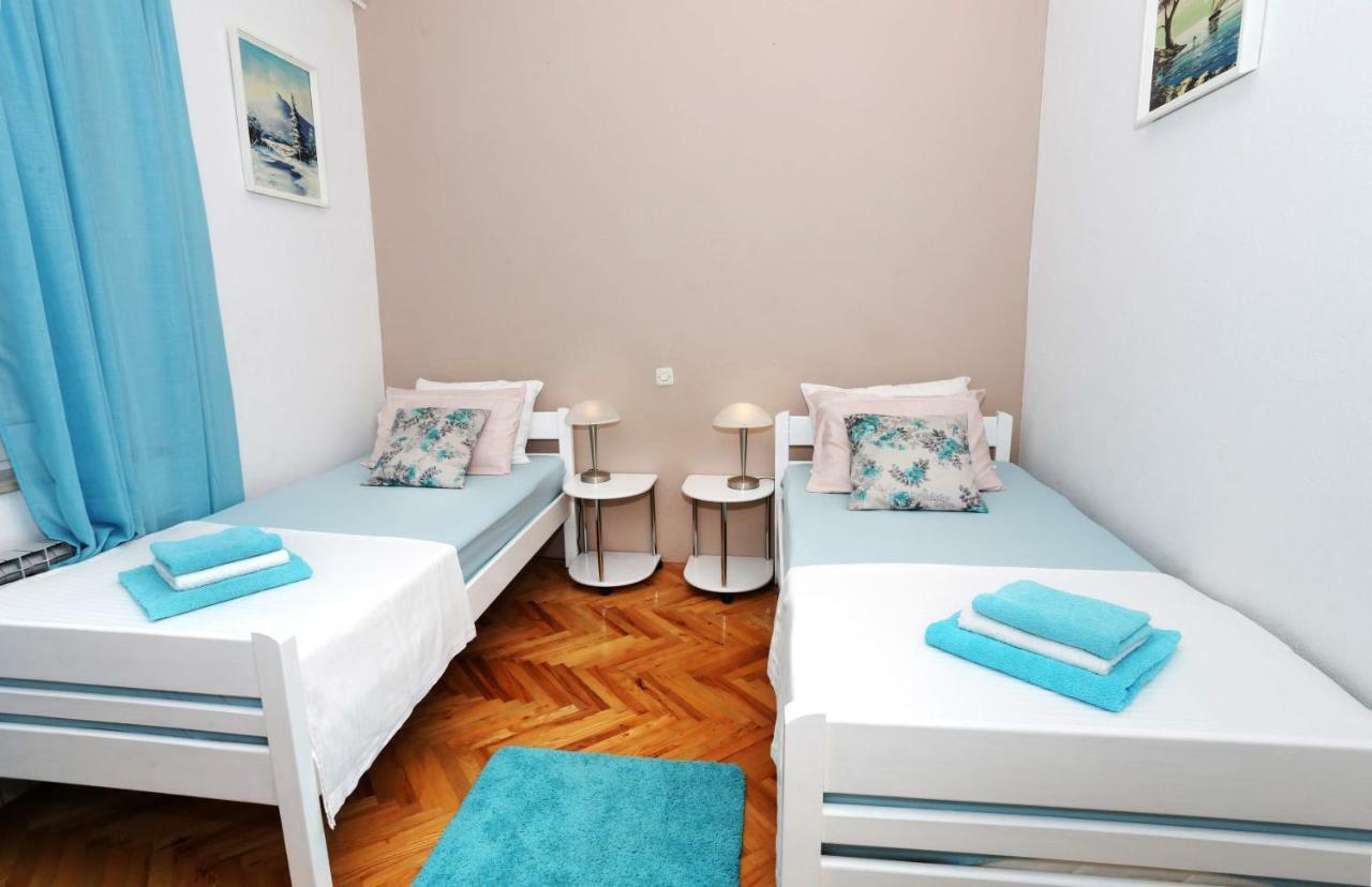 Apartments Rose Kaštela Eksteriør billede